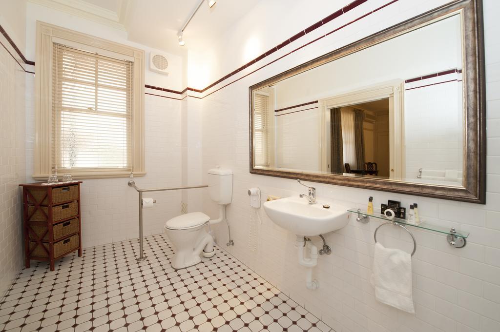 Cobb & Co Court Boutique Hotel Mudgee Εξωτερικό φωτογραφία