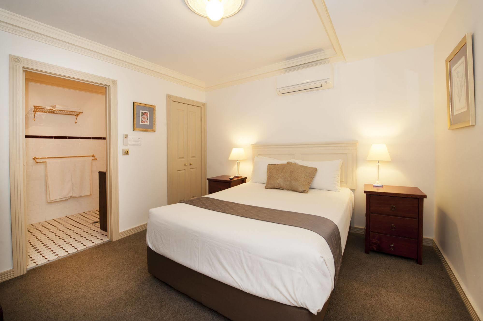 Cobb & Co Court Boutique Hotel Mudgee Εξωτερικό φωτογραφία